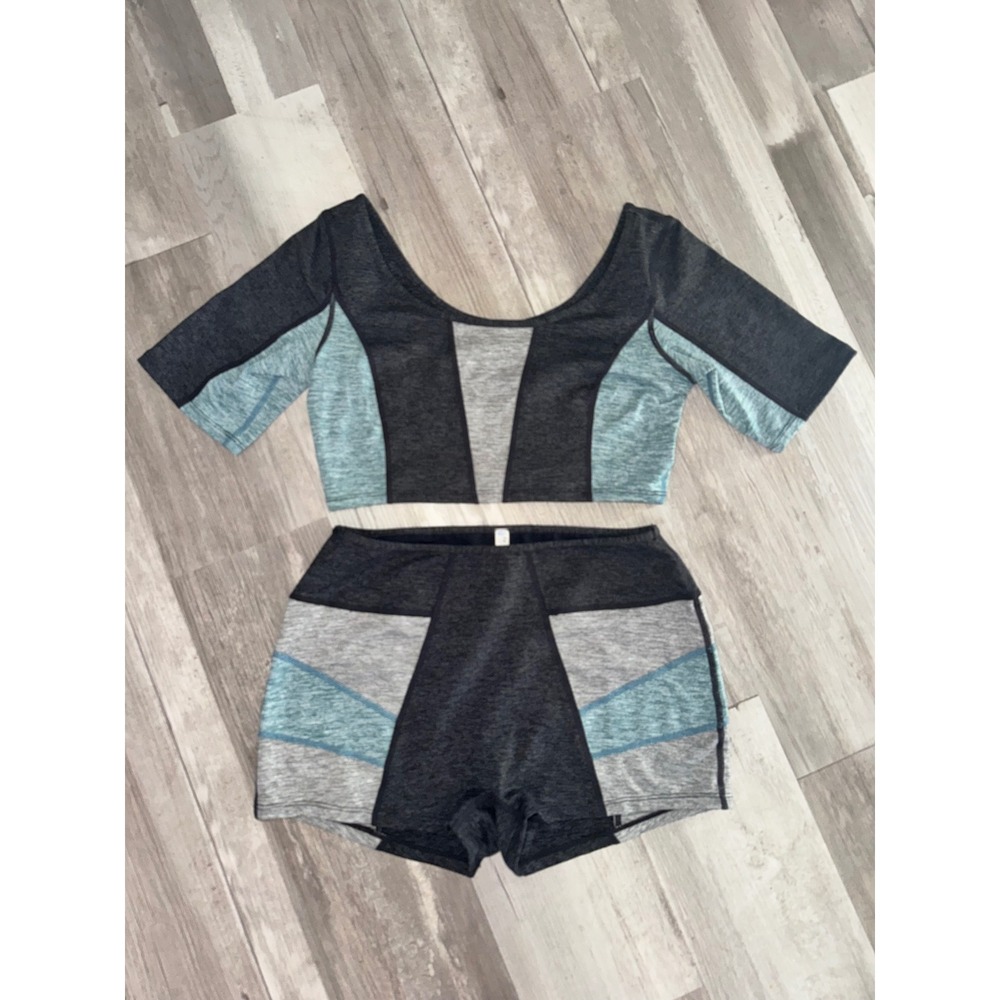 FP Movement Activewear Set Women Grey Teal Colorblock Crop Top Shorts Small